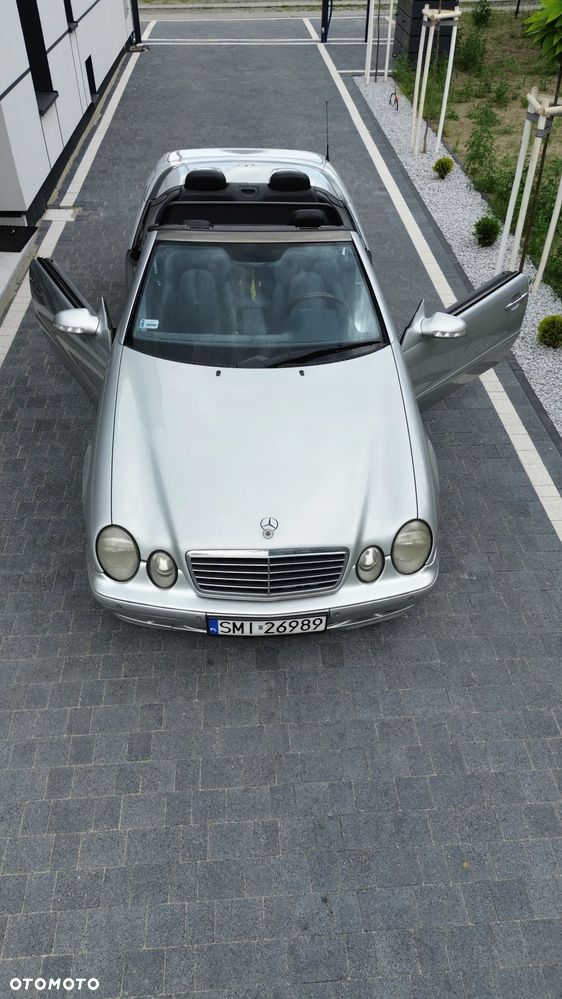 Mercedes-Benz CLK - 3