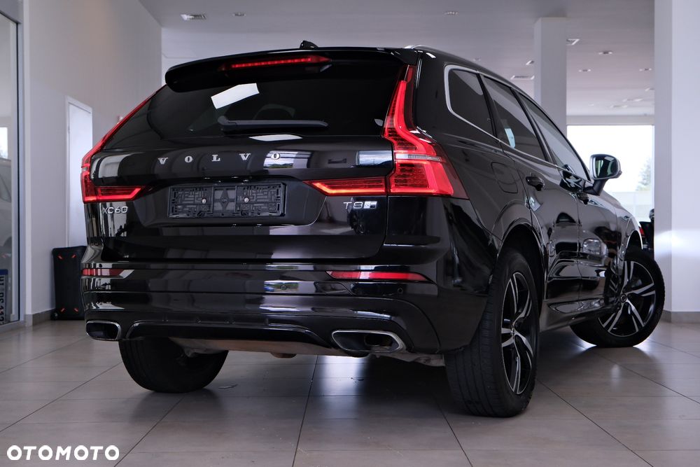 Volvo XC 60 T6 AWD Plug-In Hybrid R-Design - 13