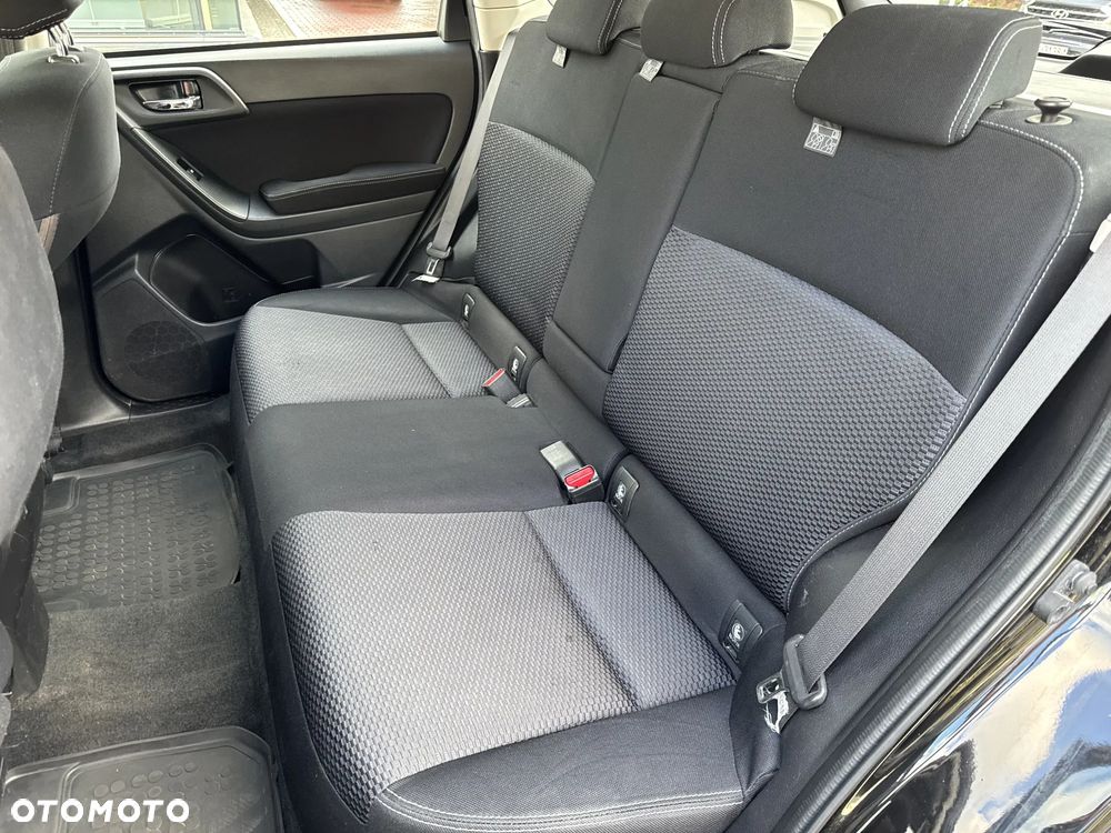 Subaru Forester 2.0i Exclusive Lineartronic EU6 - 20