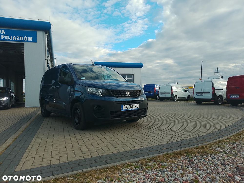 Toyota Proace Partner Berlingo Combo Doblo L2 Izoterma Chłodnia Salon PL półka Inox 3 osoby 2,5 DMC - 9