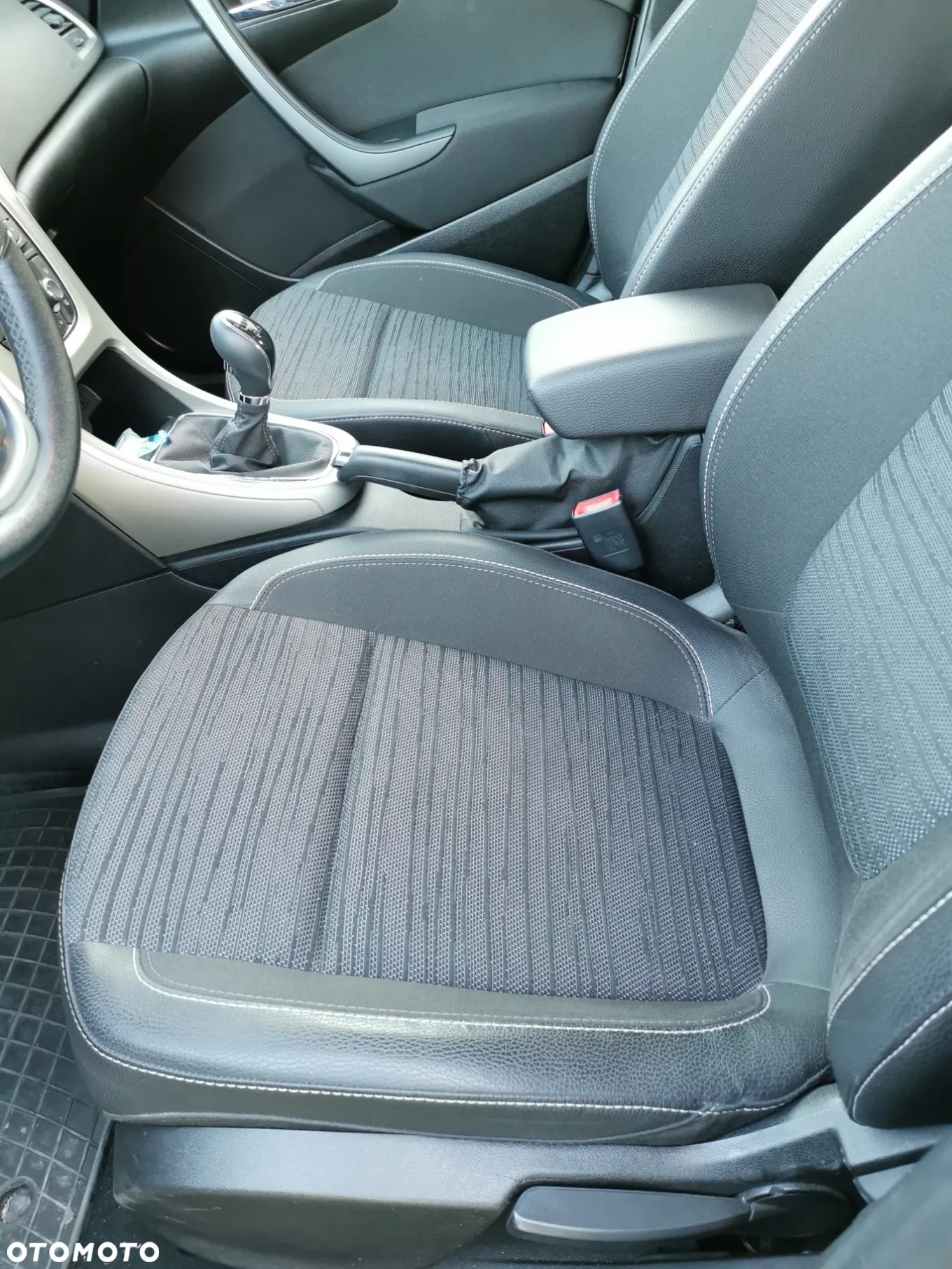 Opel Astra IV 1.4 T Active - 27