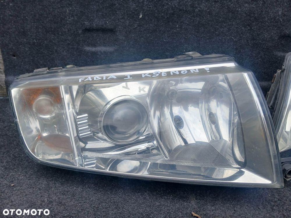 Skoda Fabia I Xenon lampa przednia lewa, prawa - 2
