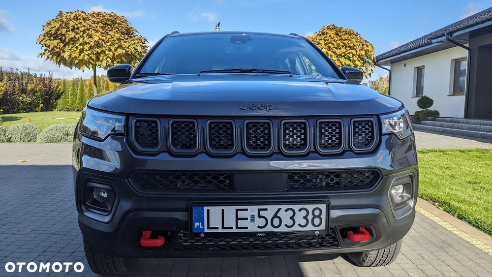 Jeep Compass - 4