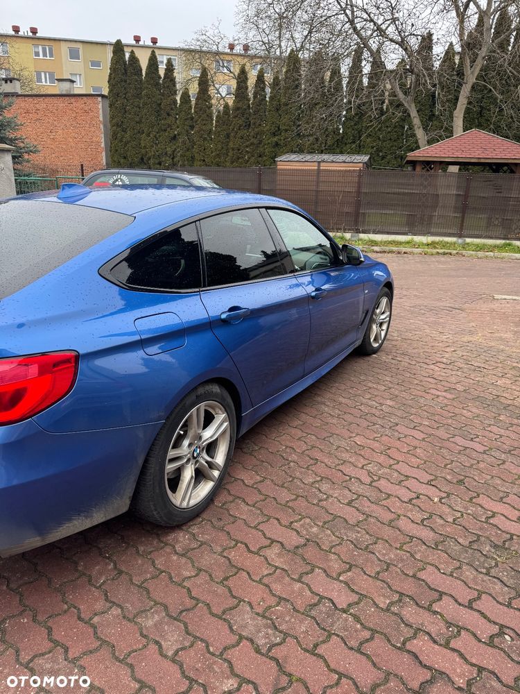 BMW Seria 3 320d xDrive Sport Line - 3