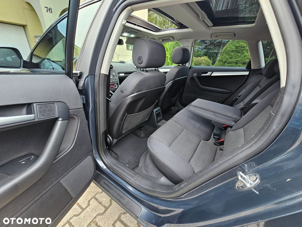 Audi A3 Sportback 1.8 TFSI Quattro Attraction - 8