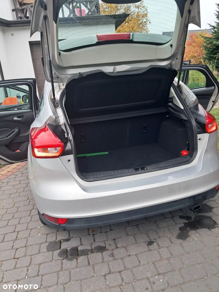 Ford Focus - 11