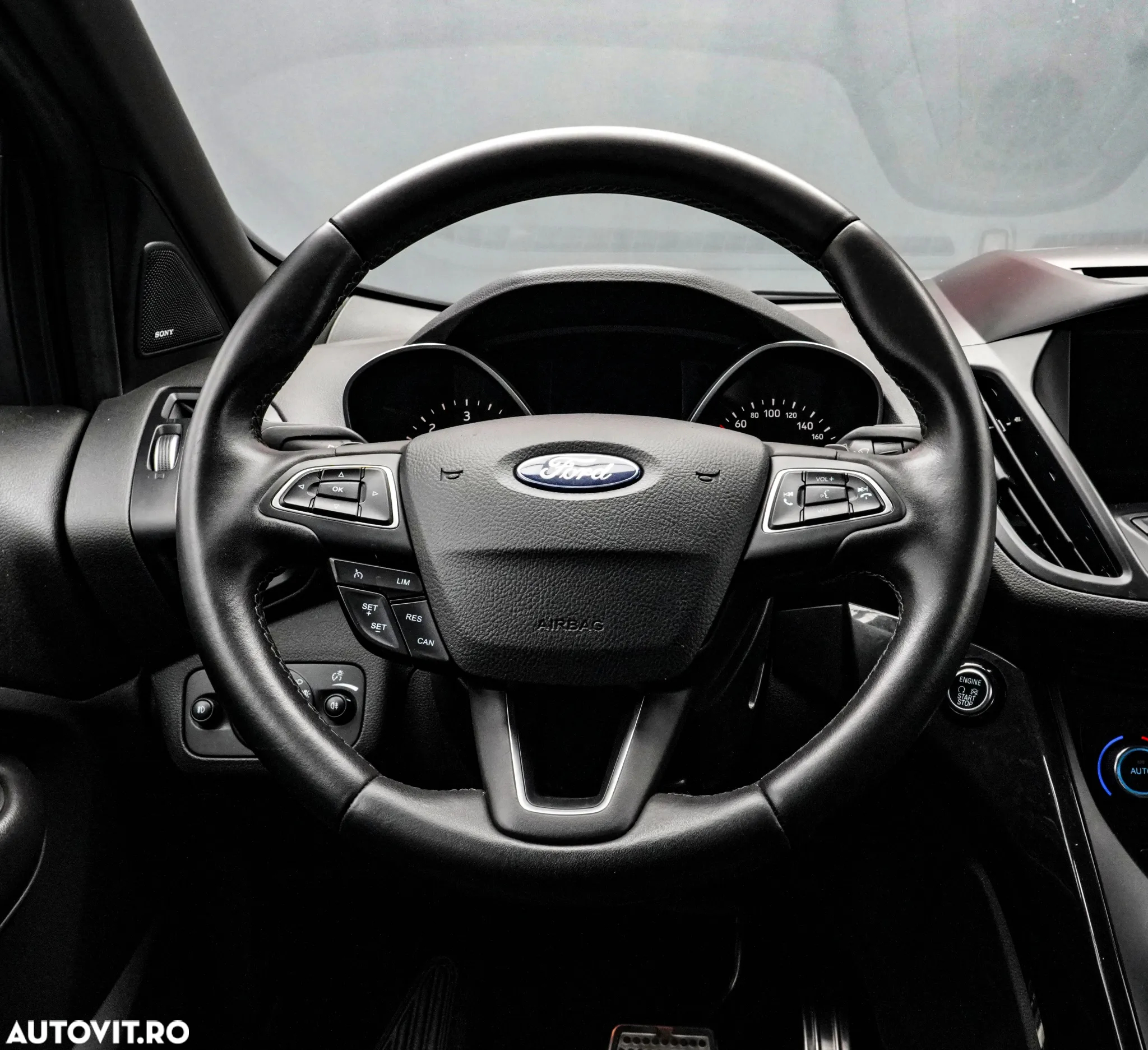 Ford Kuga 2.0 TDCi 4WD Powershift ST-Line - 15