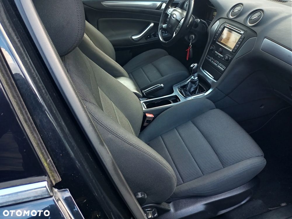 Ford Mondeo - 14
