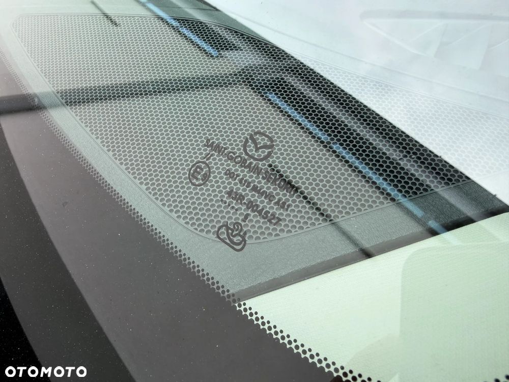 Mazda 3 SKYACTIV-G 120 NAKAMA - 22