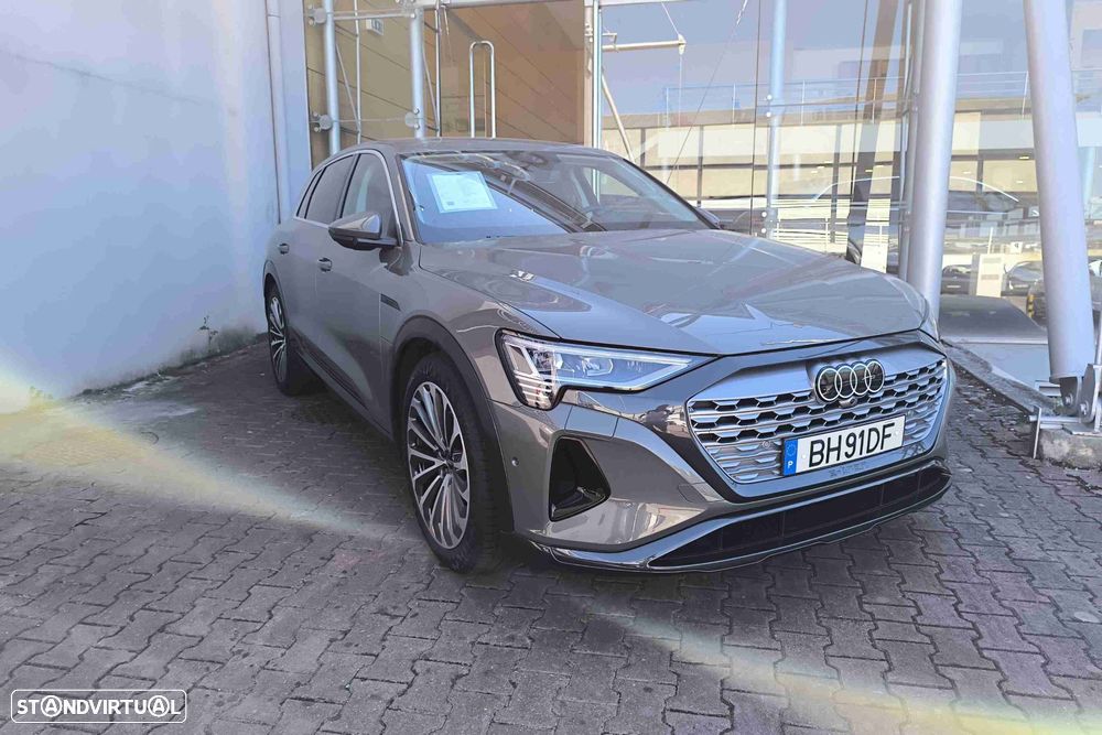 Audi Q8 e-Tron 55 quattro Advanced - 1