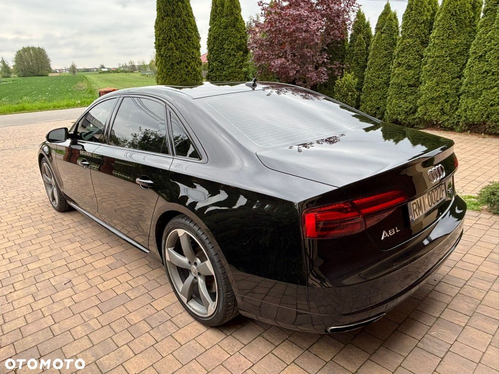 Audi A8 - 5