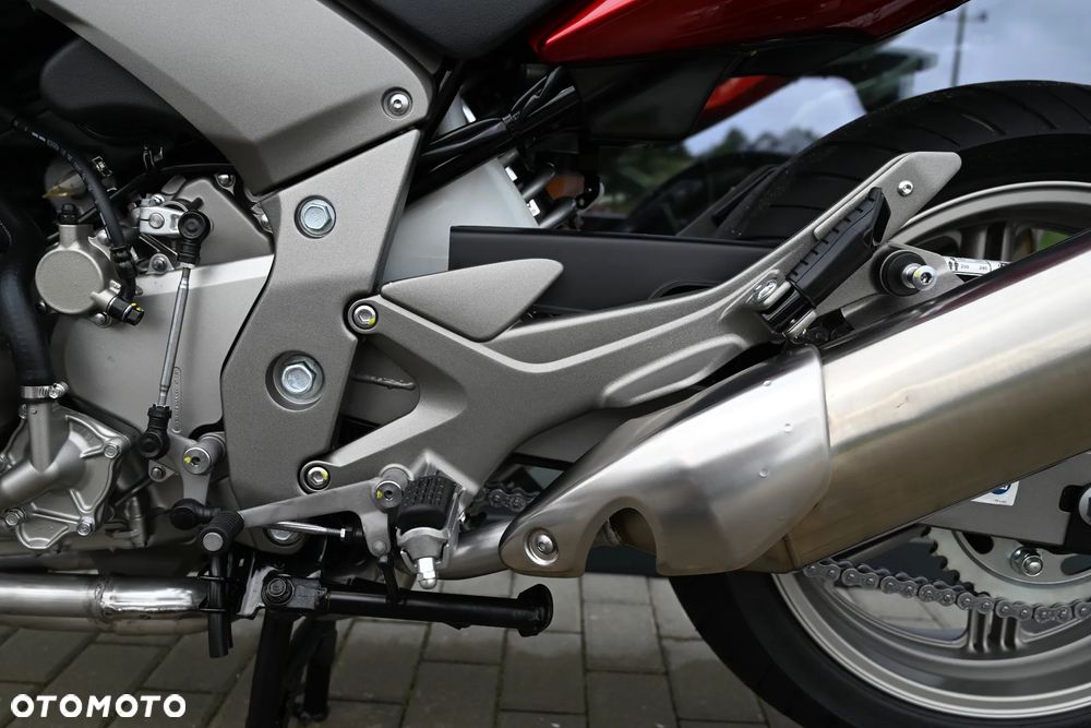 Honda CBF - 34
