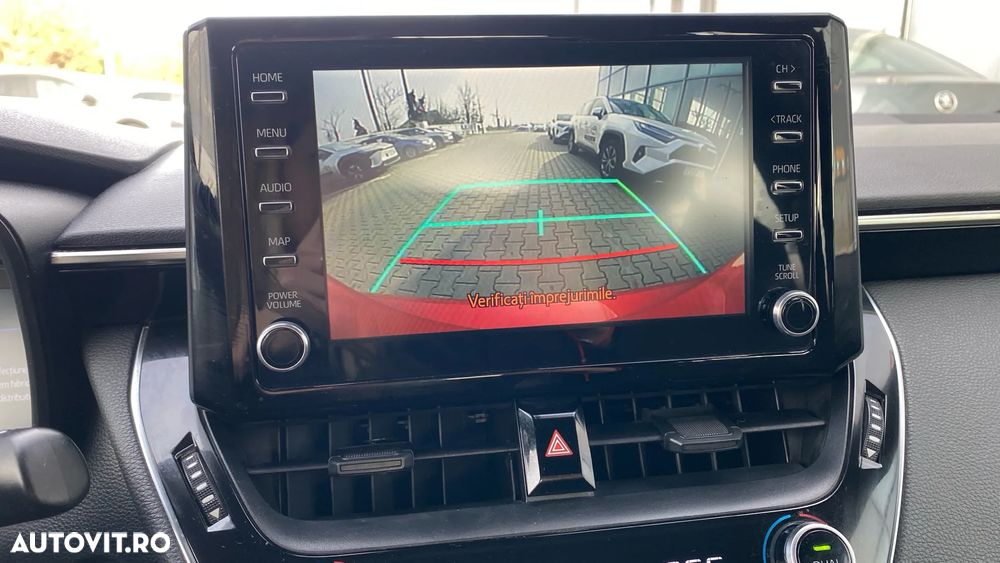 Toyota Corolla 1.8 HSD Business - 15