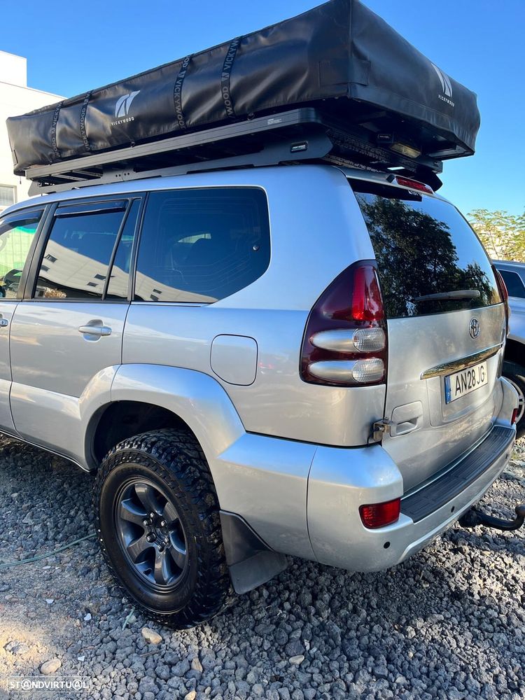 Toyota Land Cruiser Prado - 16