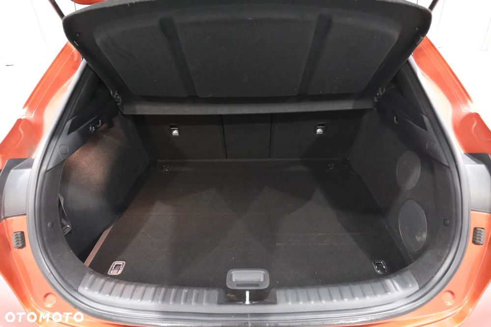 Kia XCeed 1.5 T-GDI Business Line DCT - 9