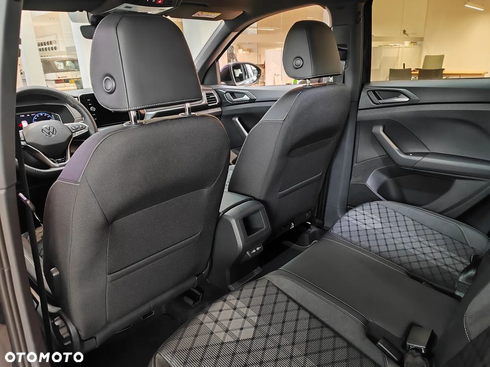 Volkswagen T-Cross - 25