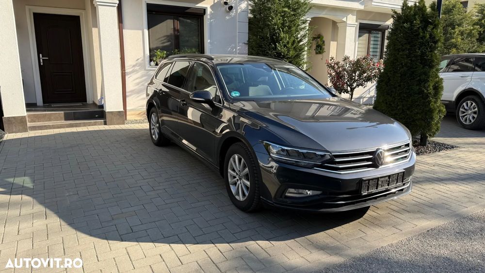 Volkswagen Passat 2.0 TDI SCR DSG Business - 3