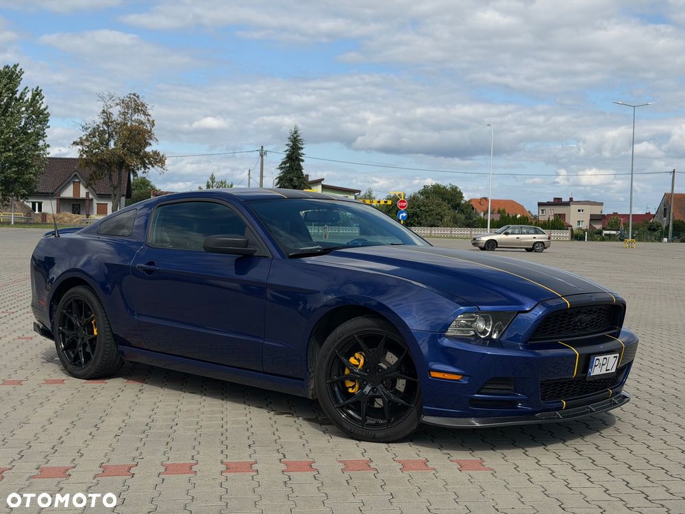 Ford Mustang 3.7 V6 - 8