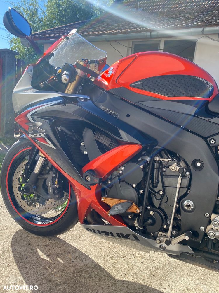 Suzuki GSX-R 600 - 7