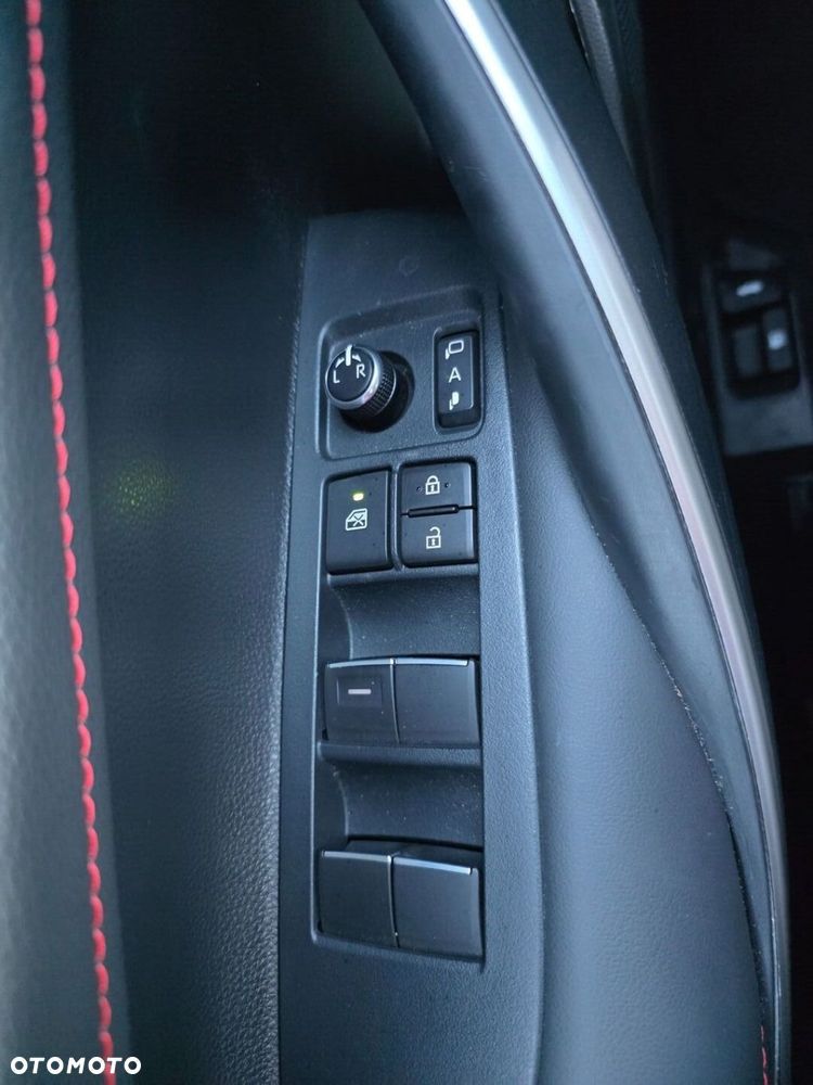 Toyota Corolla 1.8 Hybrid GR Sport Dynamic - 18