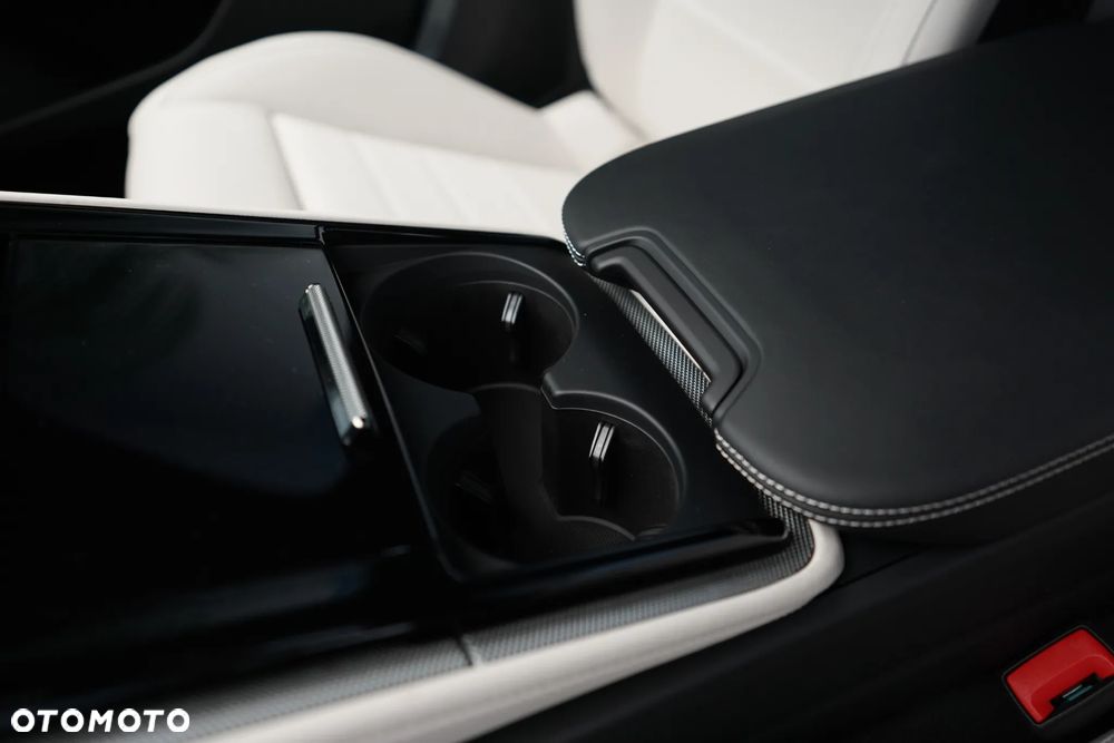 Porsche Panamera - 27