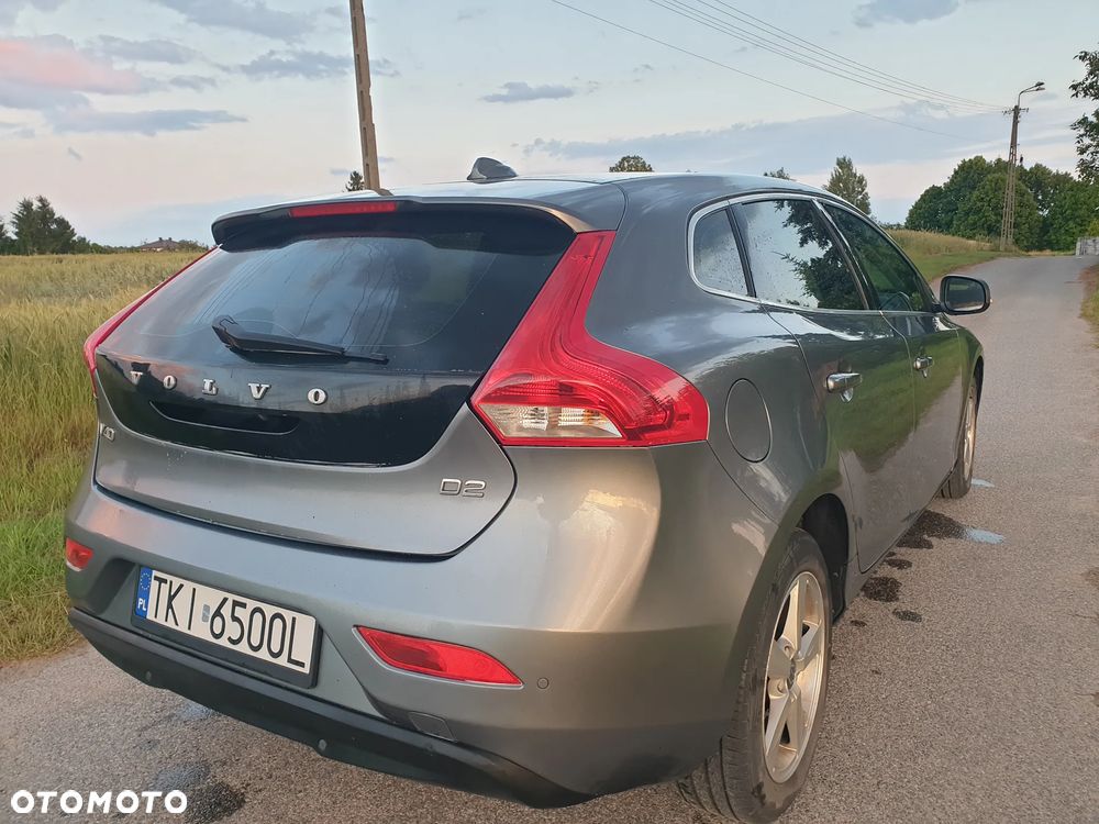 Volvo V40 D2 - 8