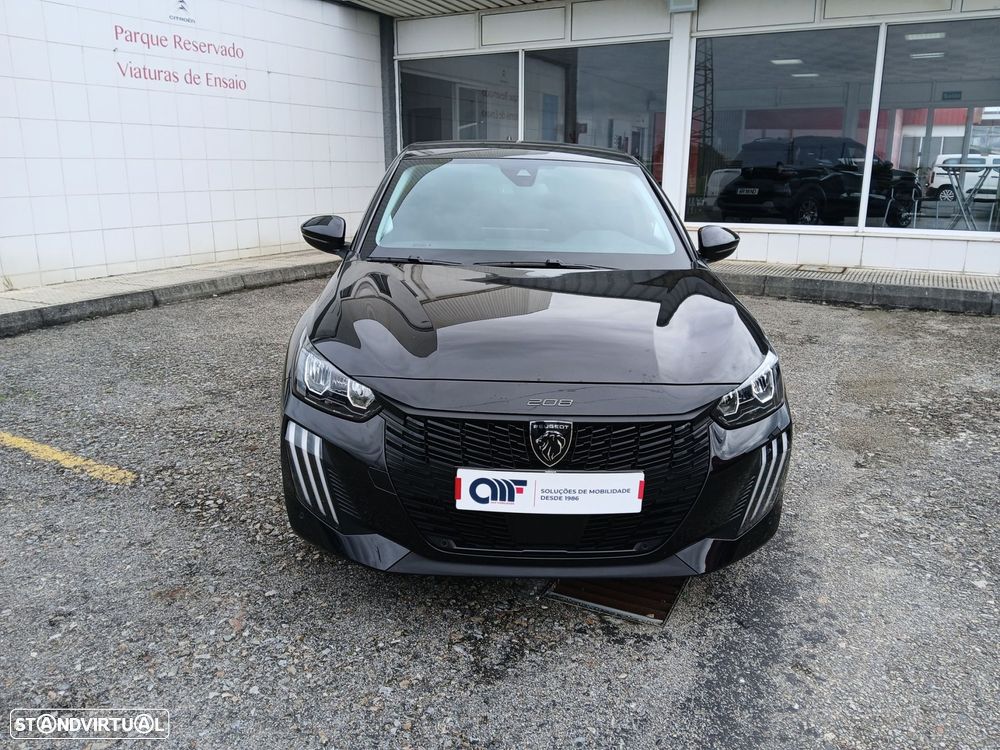 Peugeot 208 1.2 Hybrid Allure e-DCS6 - 8