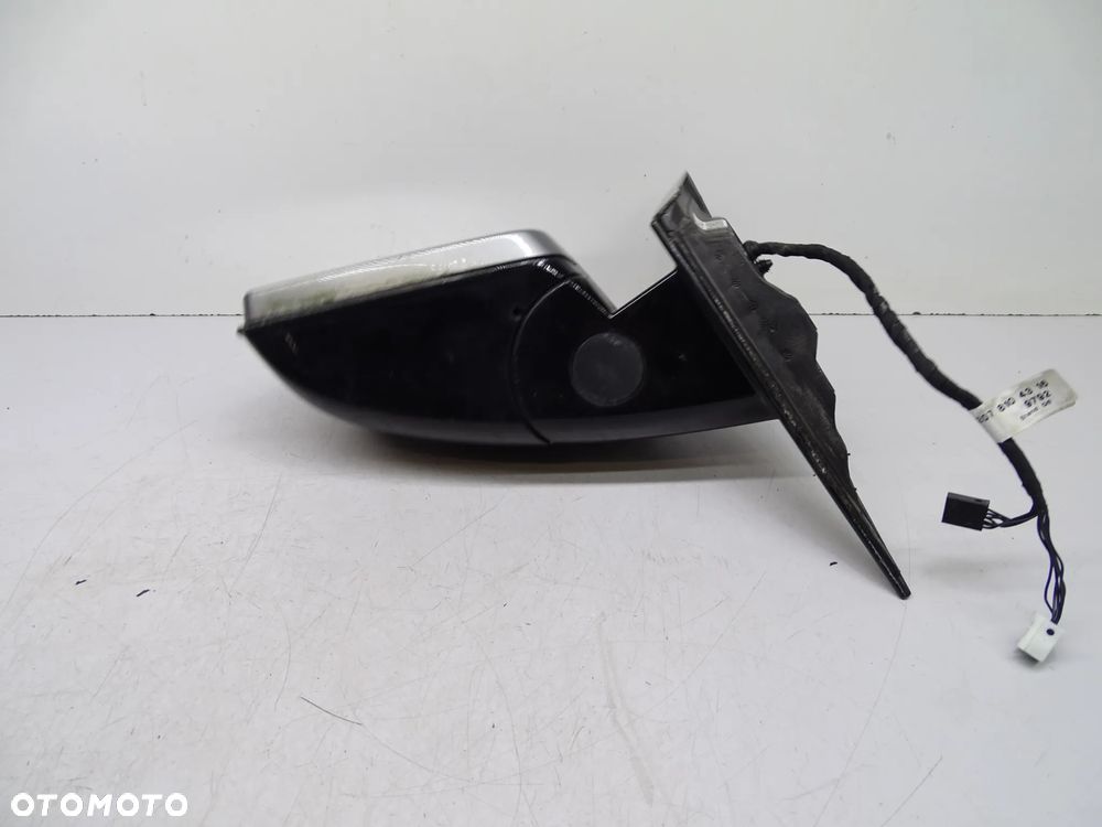 E KLASA W207 Lusterko lewe C792 - 9