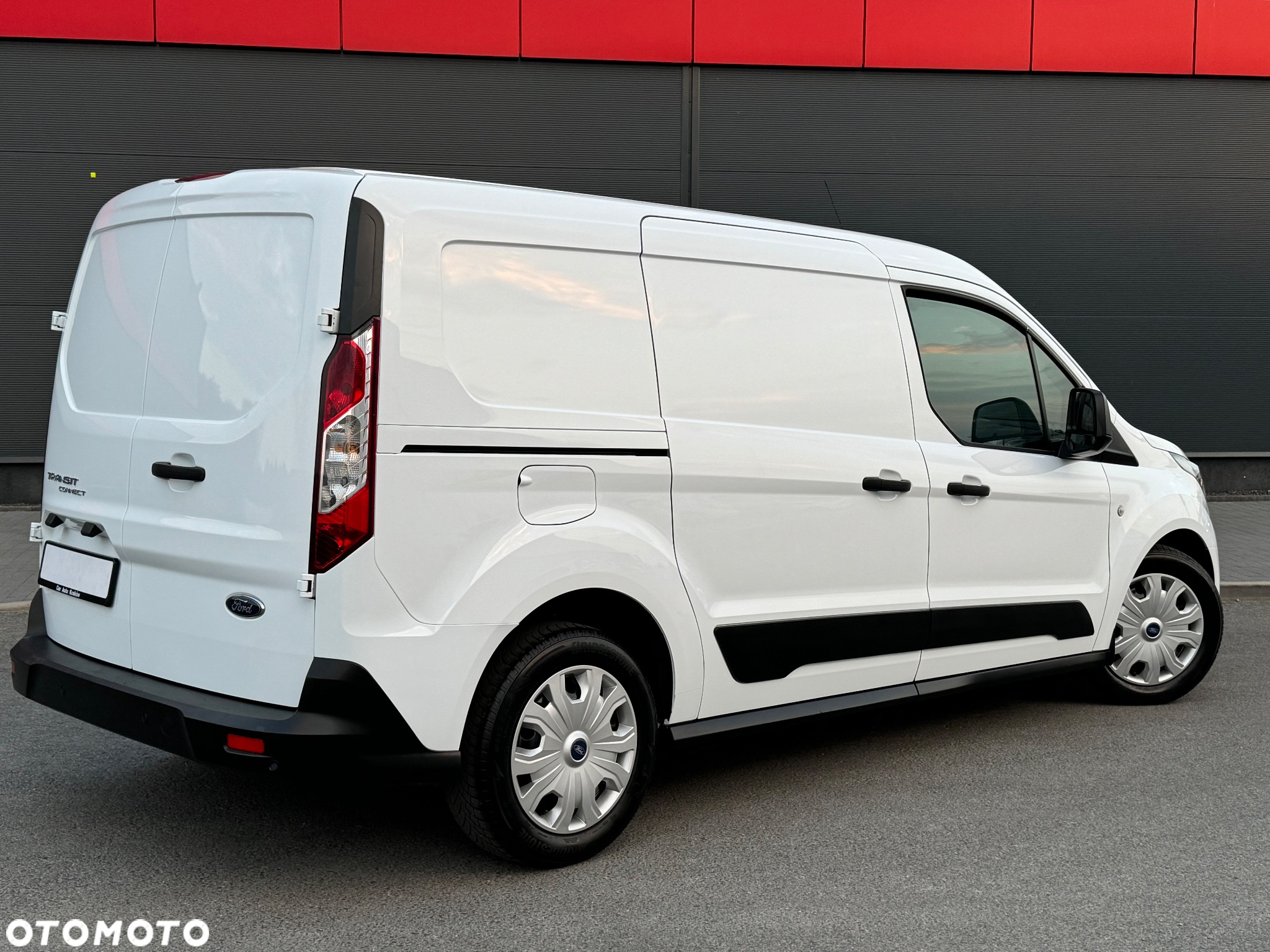 Ford Transit Connect - 4
