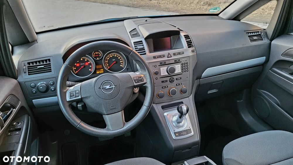 Opel Zafira 1.8 Easytronic Family Plus - 6