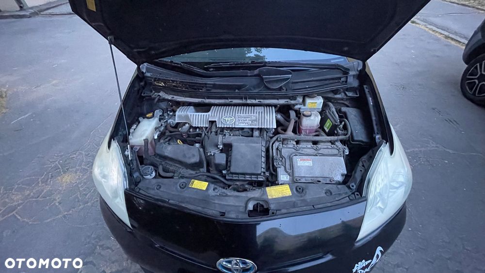 Toyota Prius 1.8 HSD Premium - 15