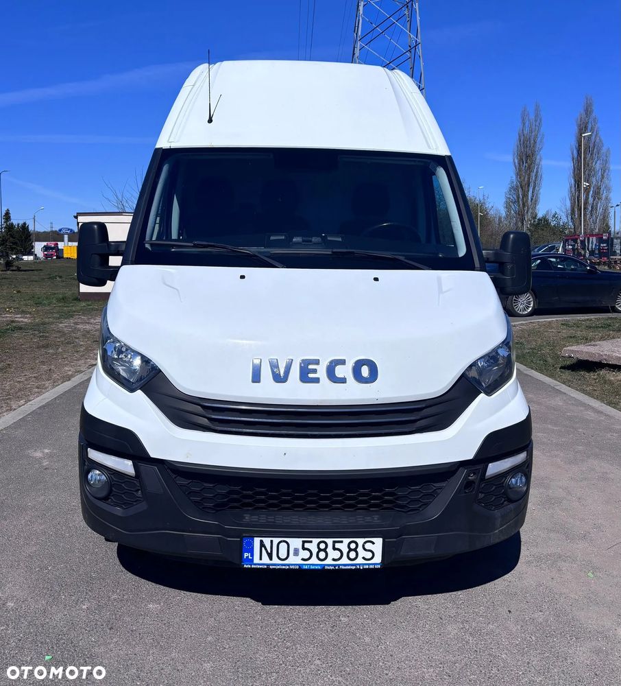 Iveco DAILY - 12