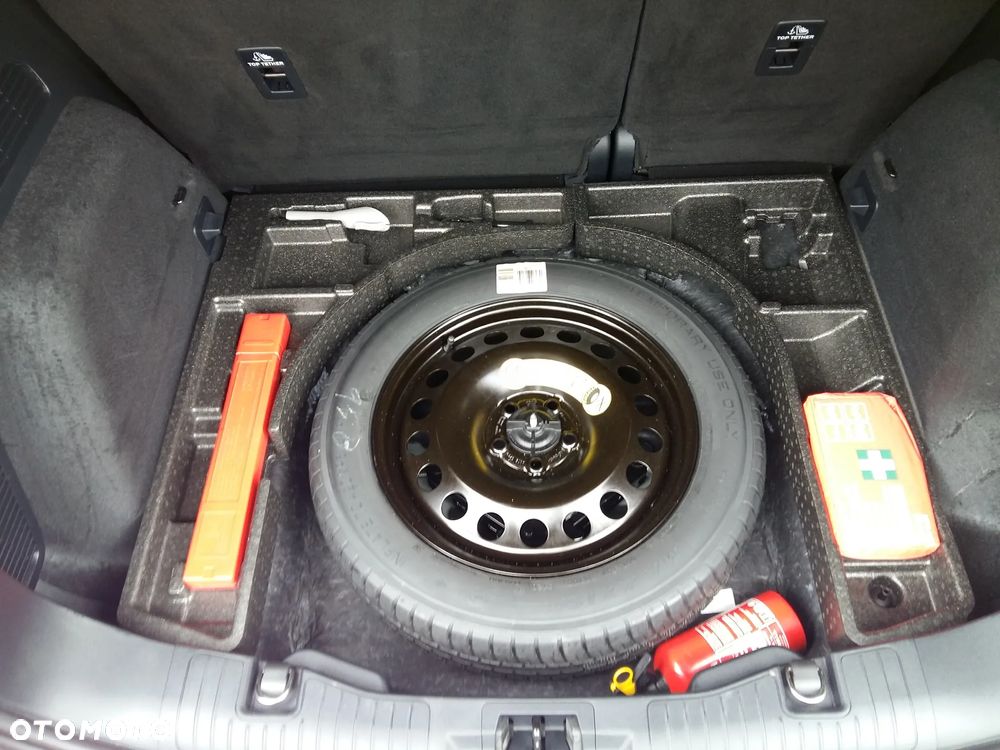 Ford Kuga 2.0 EcoBlue AWD ST-Line X - 16