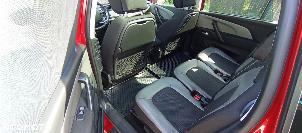 Citroën C4 Picasso - 11