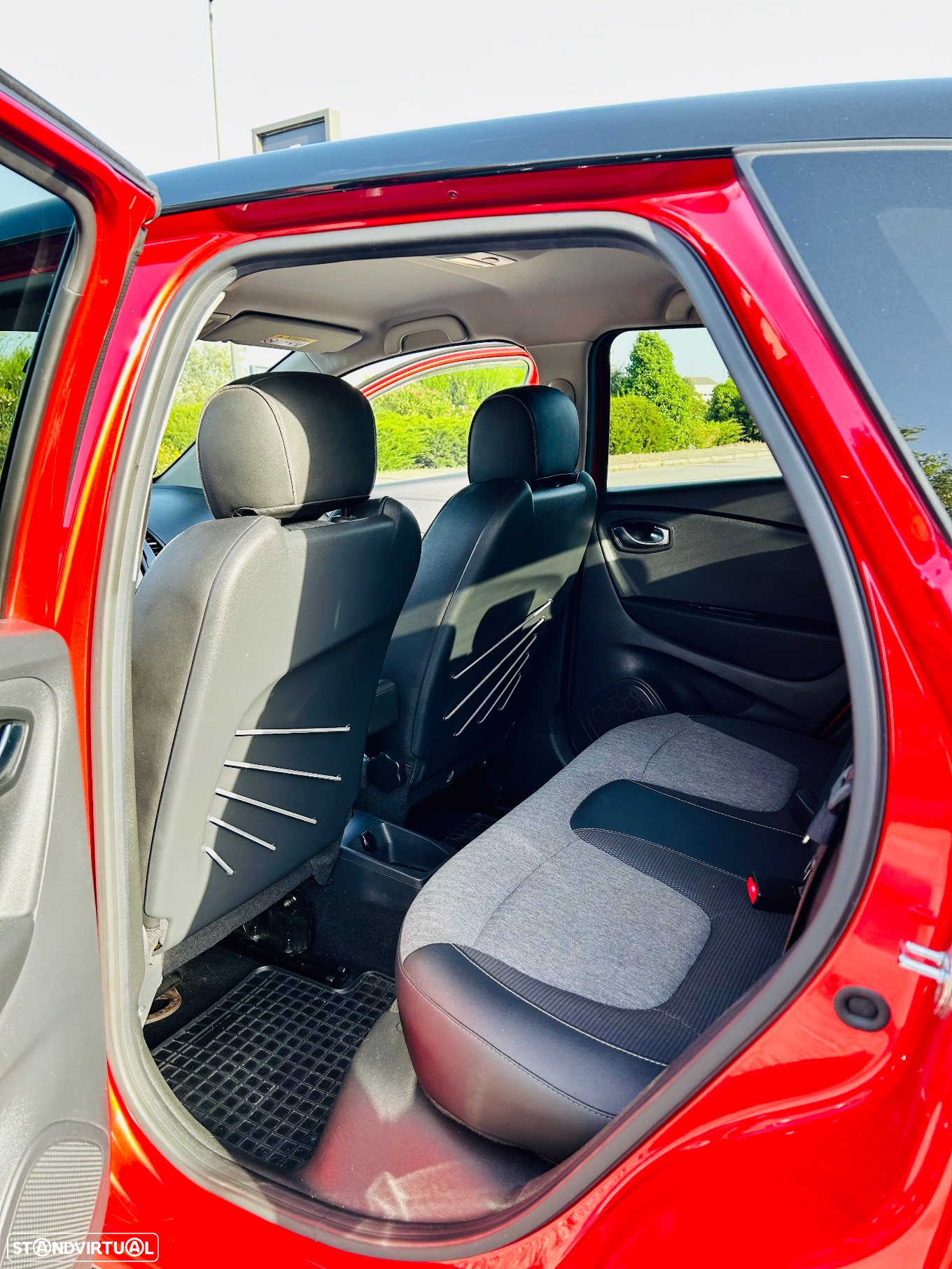 Renault Captur 0.9 TCE Exclusive - 6