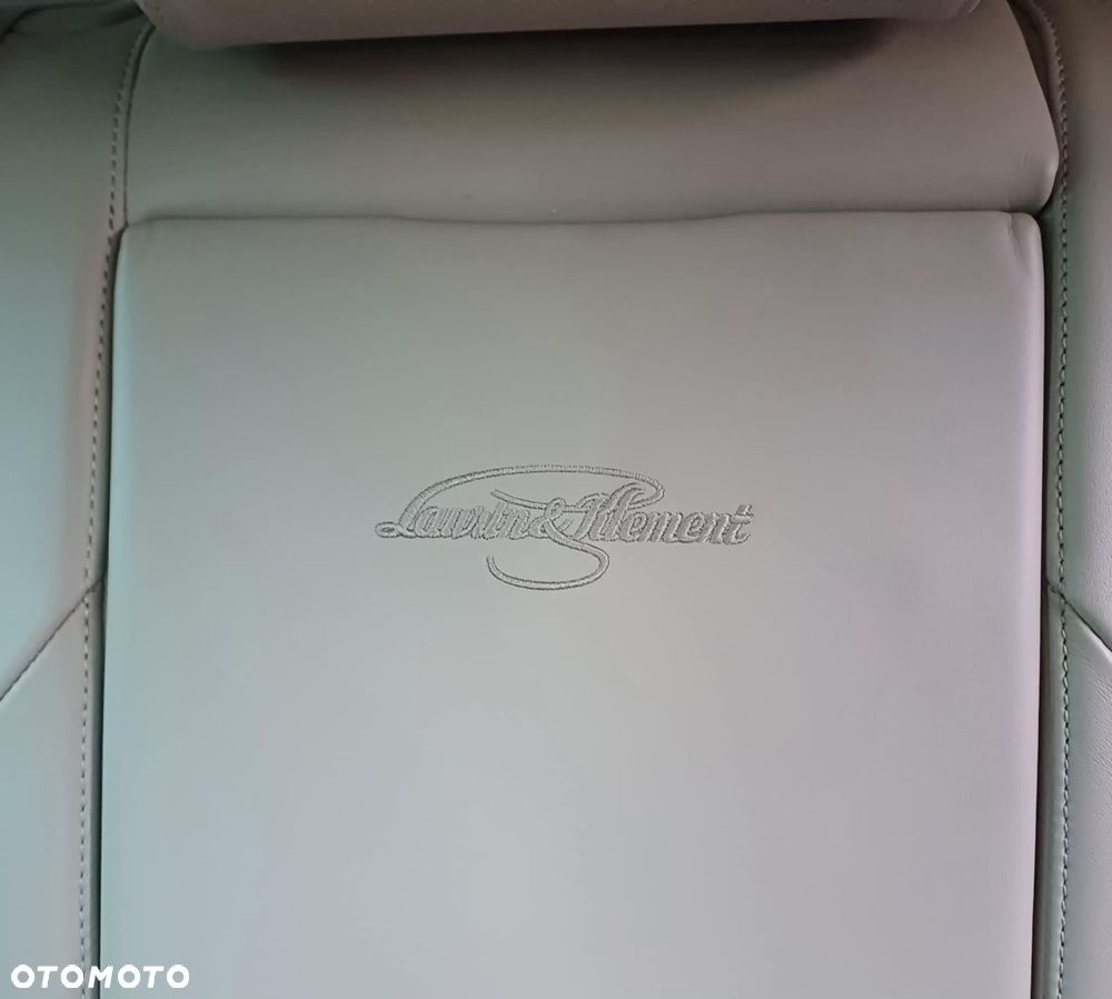 Skoda Superb 2.0 TDI L&K DSG - 23