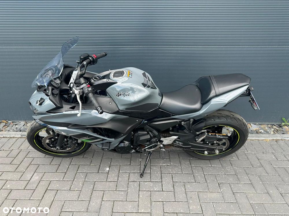 Kawasaki Ninja - 2