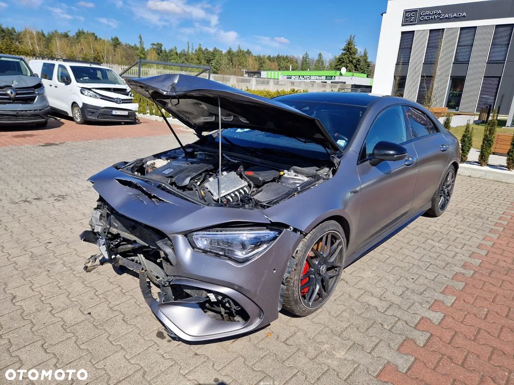 Mercedes-Benz CLA AMG 45 S 4-Matic+ 8G-DCT - 8