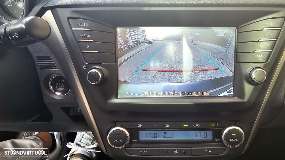 Toyota Avensis SW 2.0 D-4D Luxury+GPS - 33