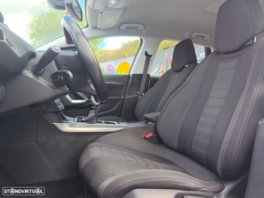 Peugeot 308 SW BlueHDi 120 Stop & Start Allure - 3