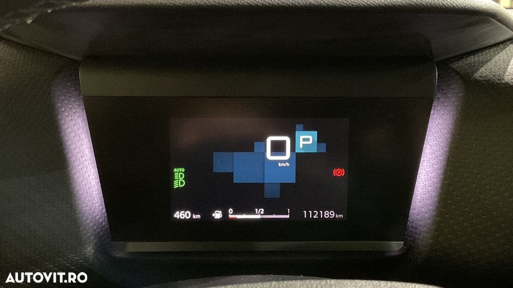 Citroën C4 BlueHDi 130 Stop&Start EAT8 SHINE - 5