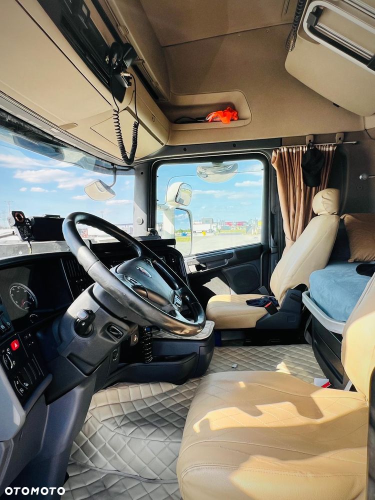 Scania - 14