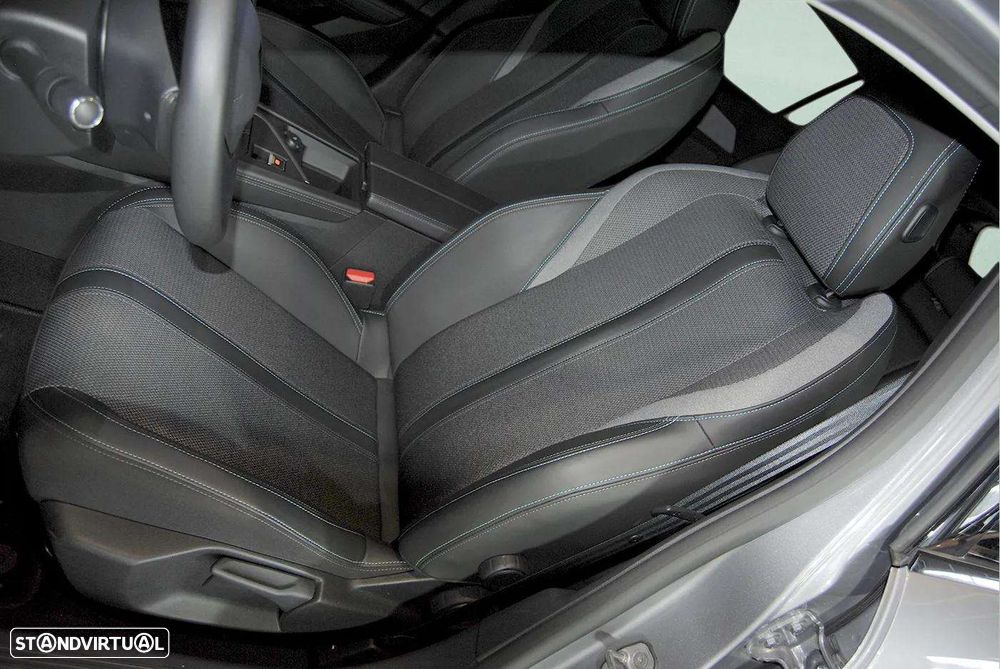 Peugeot 308 1.2 PureTech Allure - 17