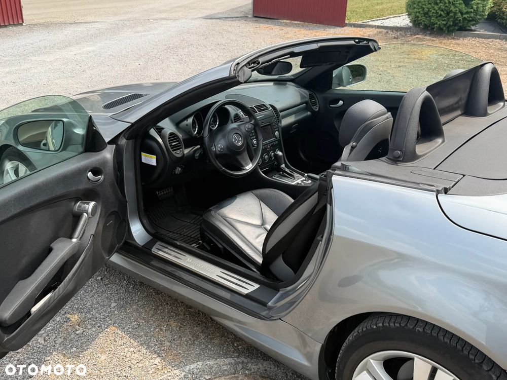 Mercedes-Benz SLK 300 7G-TRONIC - 8