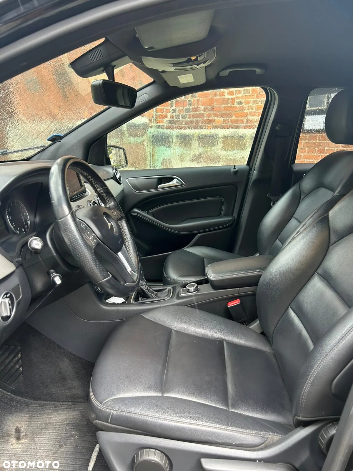Mercedes-Benz Klasa B 180 (BlueEFFICIENCY) - 9
