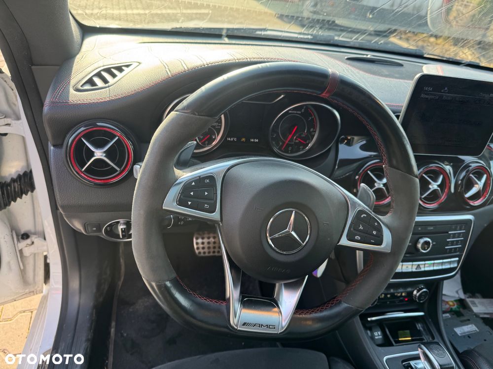Mercedes-Benz CLA - 6