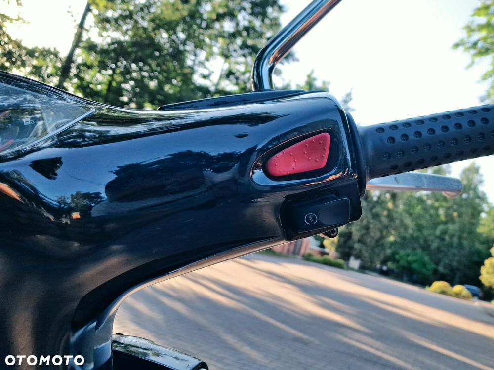 Vespa GTS - 12