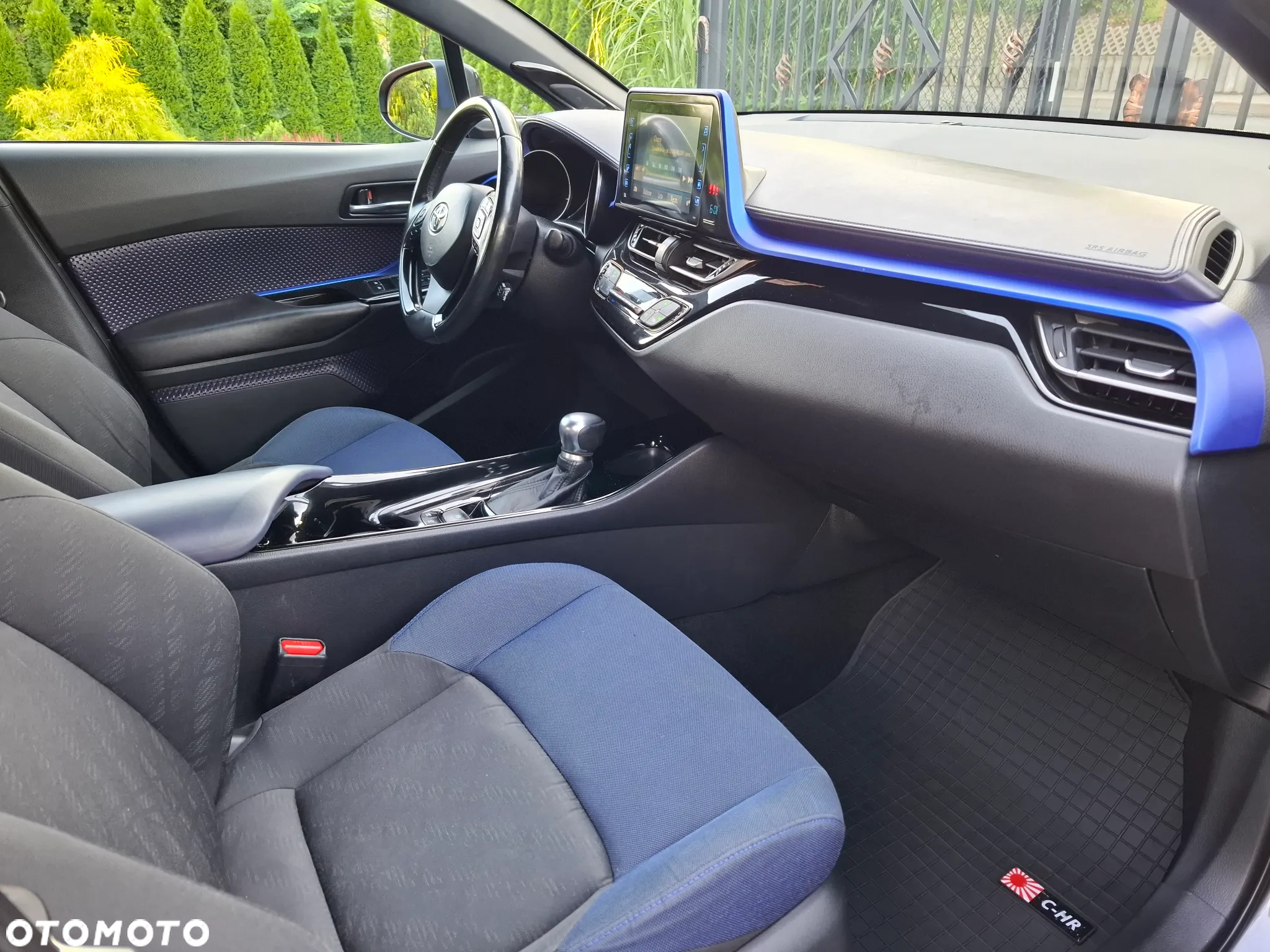 Toyota C-HR 1.8 Hybrid Neon Lime powered by JBL - 15