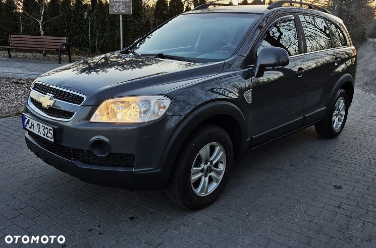 Chevrolet Captiva 2.0 4WD 5 Sitzer LT Exclusive - 4