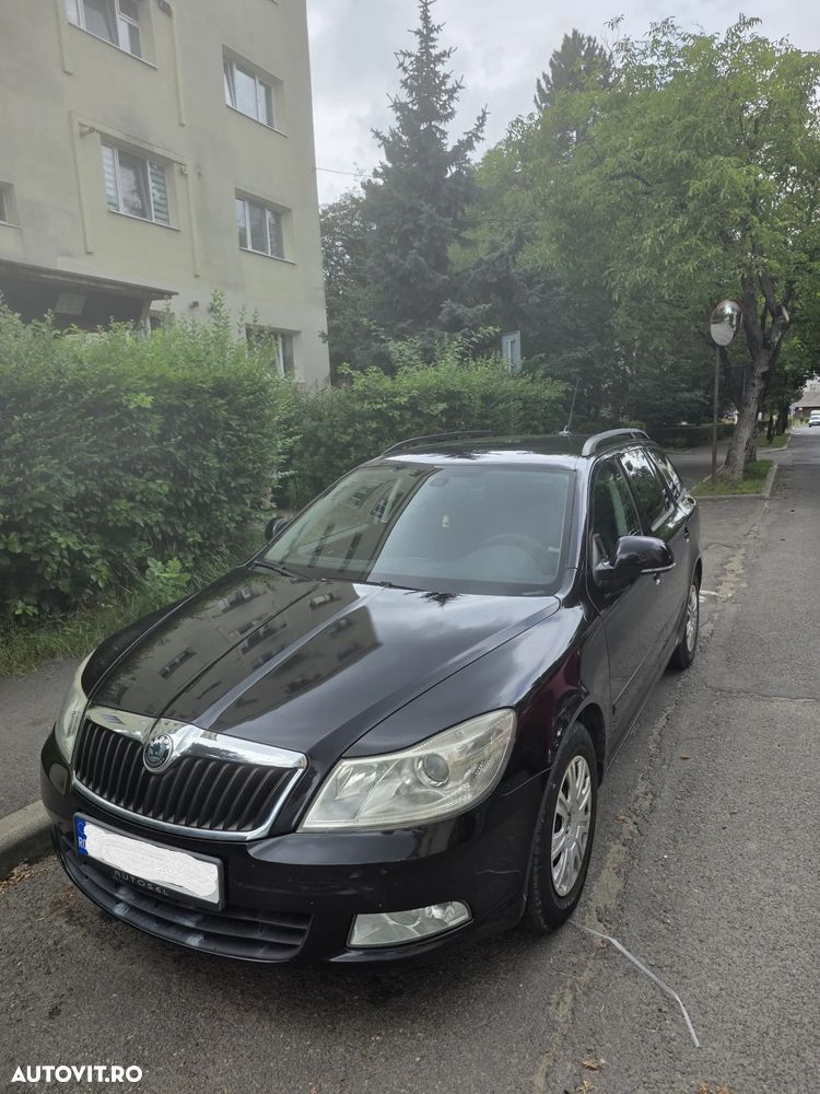 Skoda Octavia 2.0 TDI DPF Ambiente - 6